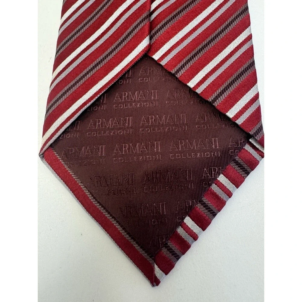 Armani Collezioni label lauren